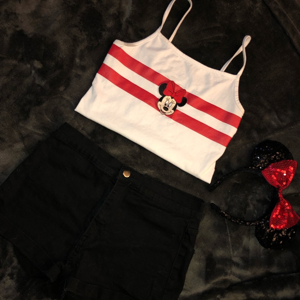 Minnie Mouse crop top!